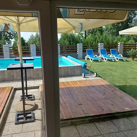 Boba Bor Villa Zlot